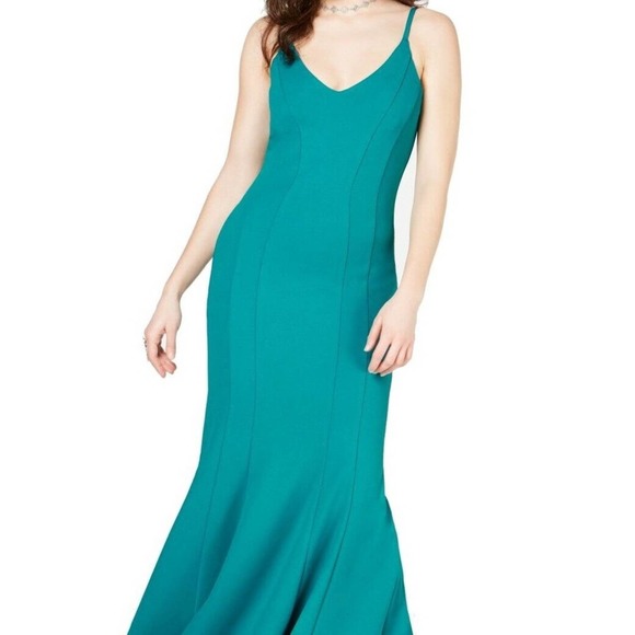 Jump Apparel Women's Junior's Jade Double V Scuba Fitted Formal Trumpet Dress - Picture 6 of 6